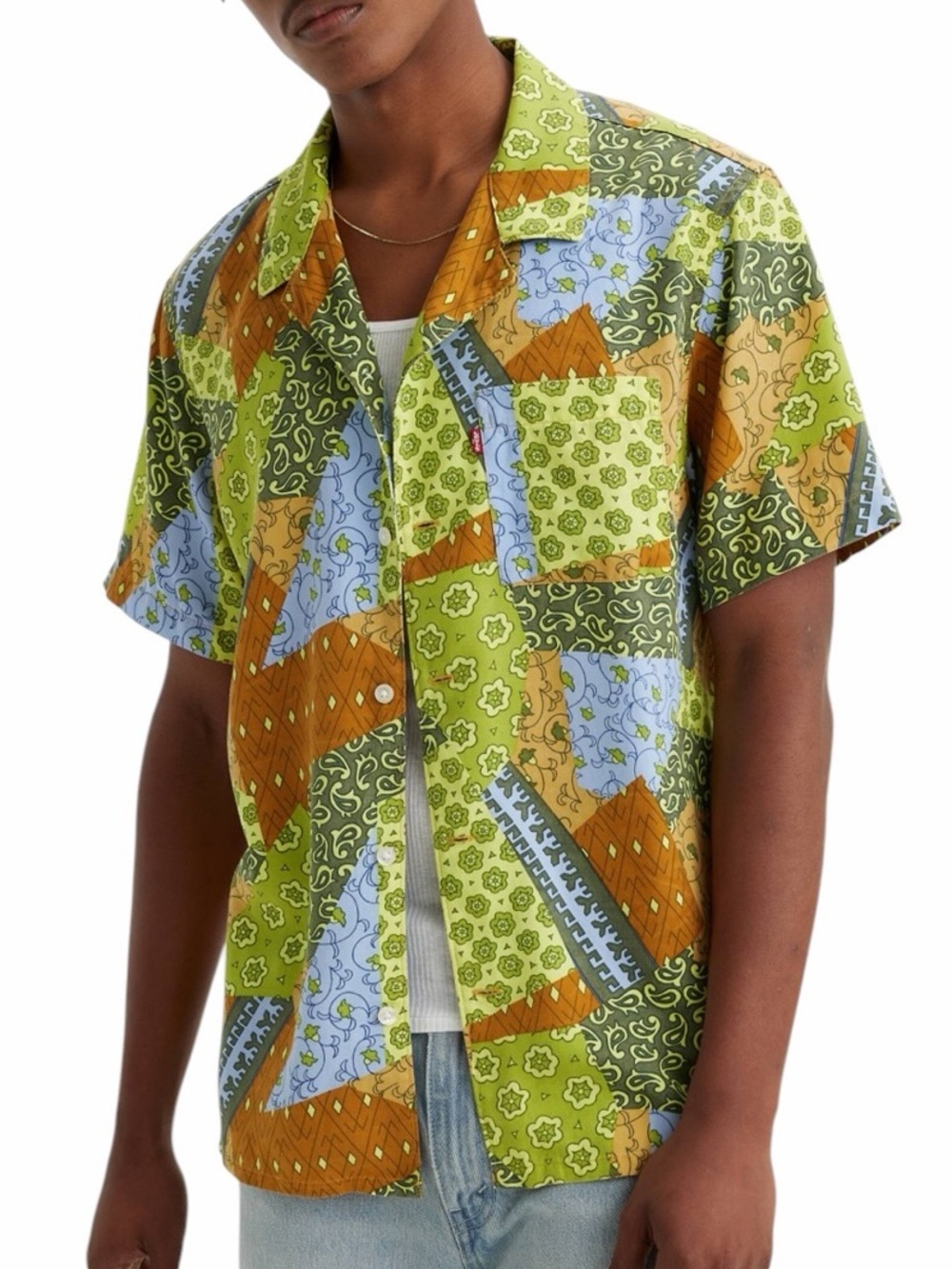 Levi’s Men’s Patchwork Bandana Print Short Sleeve Button Up Shirt Large
